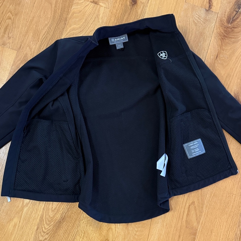 Ariat Black Softshell Jacket with Logo - image 4